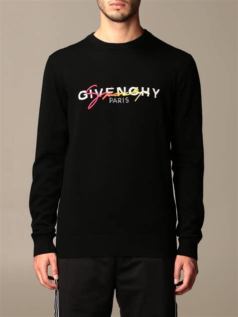 givenchy sweater 900 uvp|Givenchy Designer Sweaters: Cardigans, Crewneck & Pullovers.